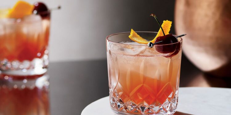 the-best-whiskeys-for-mixing-whiskey-cocktails-CurriBien