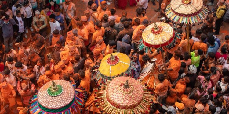 Global-Colors_Celebrating-the-Vibrancy-of-Indian-Festivals-Worldwide