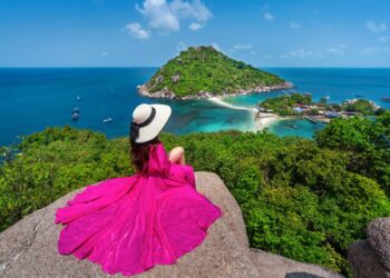 Island-Paradise_Uncovering-the-Top-Caribbean-Islands-for-Your-Next-Getaway